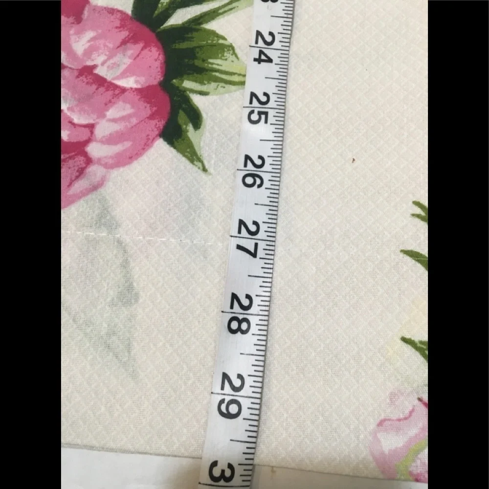 NWOT Westpoint Stevens Floral Std. Shams Pair Cottage Rose~Cotton bh.